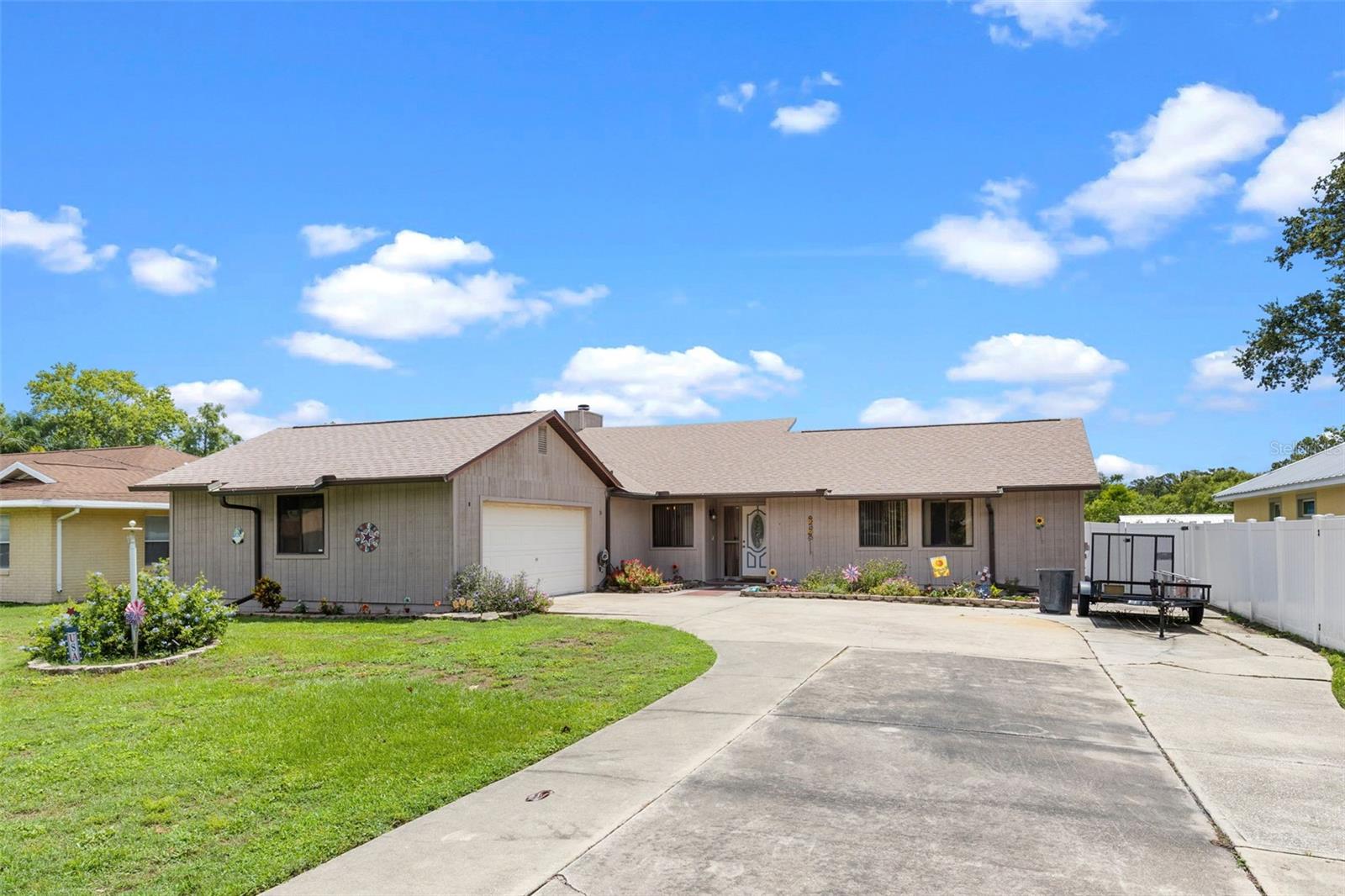 Image 40 of 42 For 27714 Lois Drive