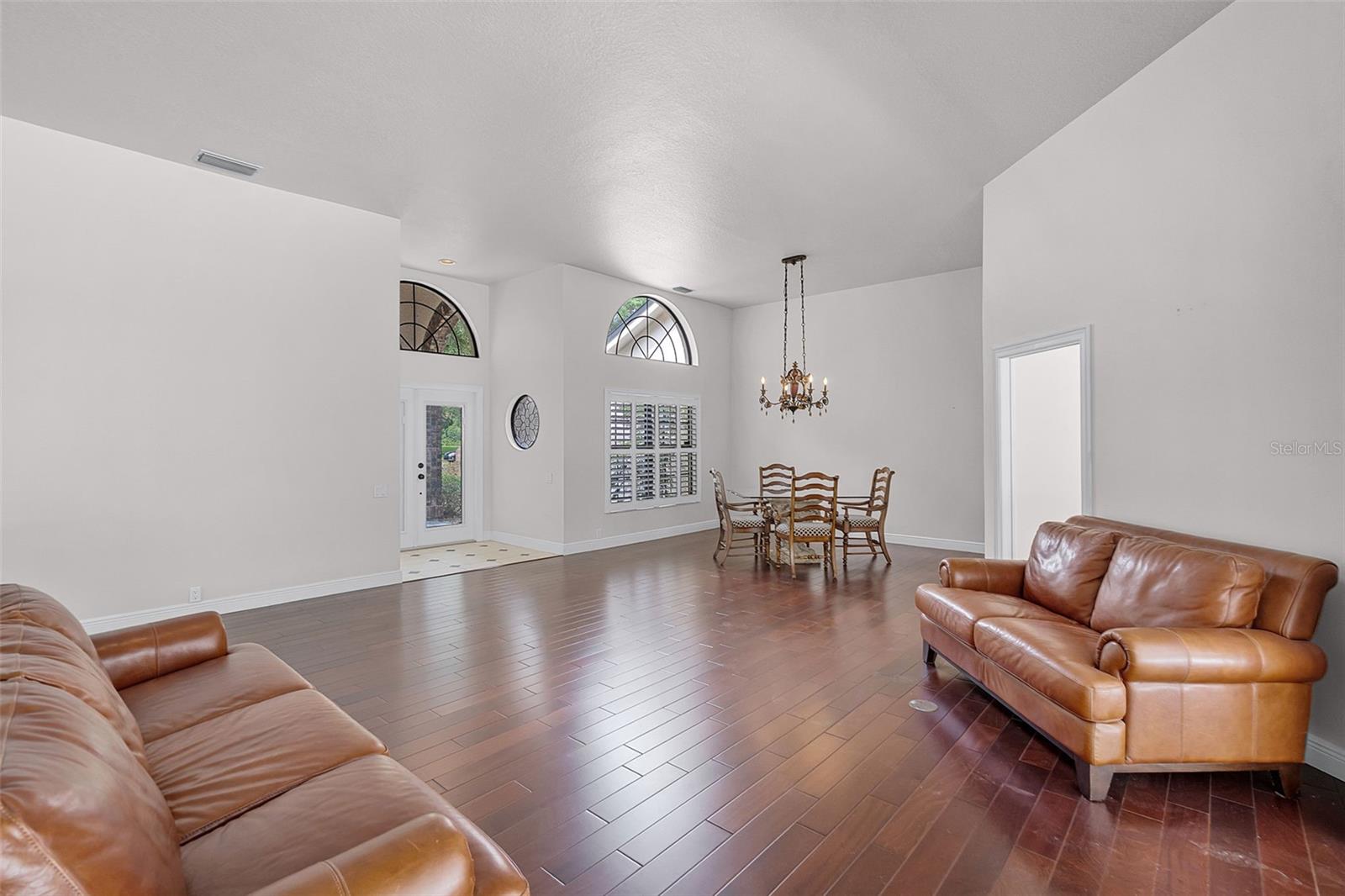 Image 6 of 41 For 2608 Westminster Terrace