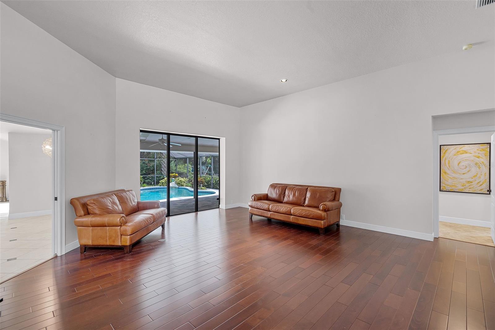 Image 7 of 41 For 2608 Westminster Terrace