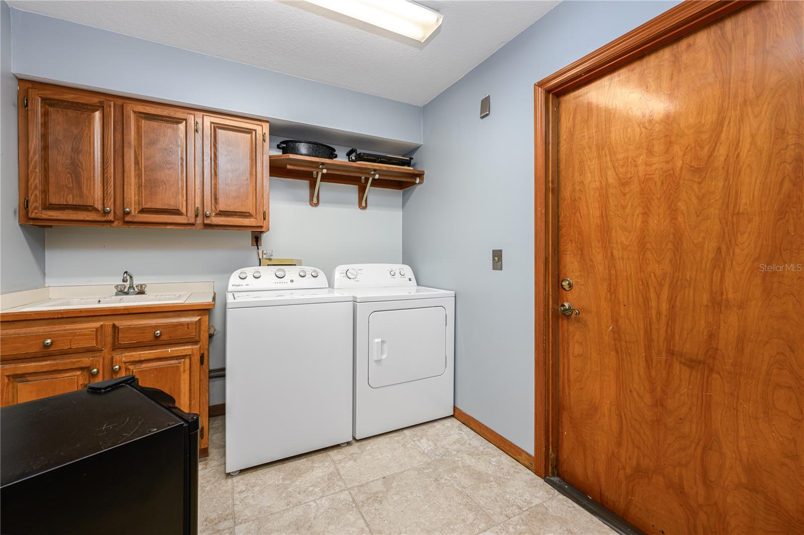 Image 19 of 33 For 985 Willow Run Lane