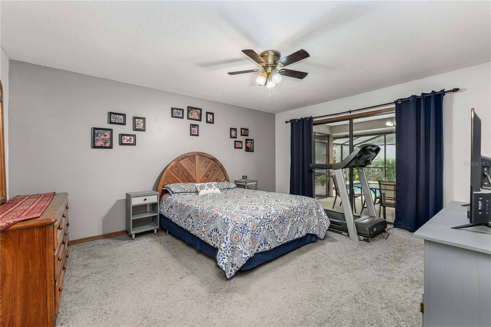 Image 20 of 33 For 985 Willow Run Lane