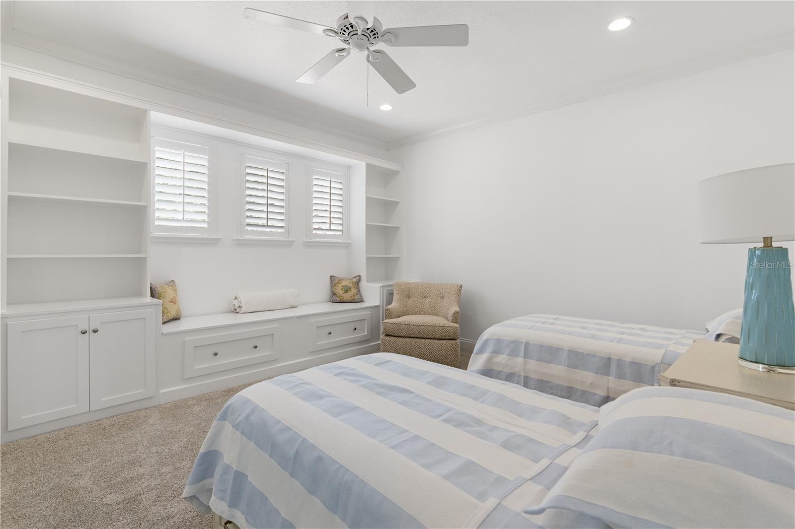 Image 21 of 41 For 11018 Lake Butler Boulevard