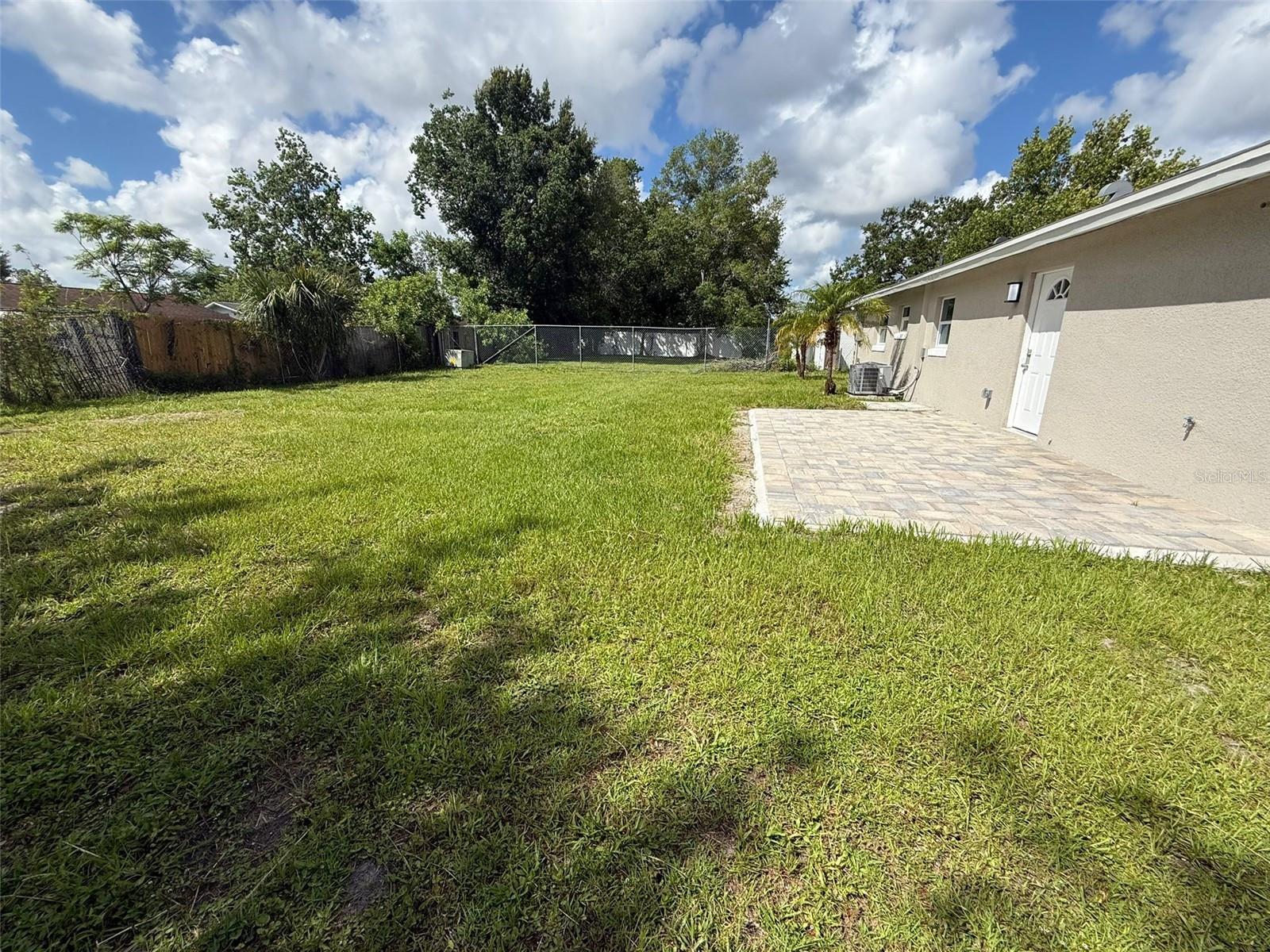 Image 21 of 22 For 1139 Poppy Avenue