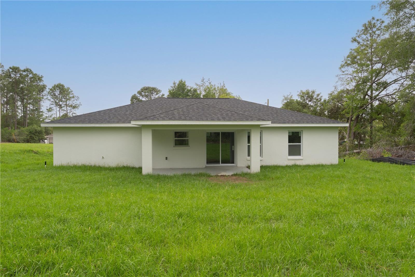Listing photo id 35 for 9299 Tahiti Way