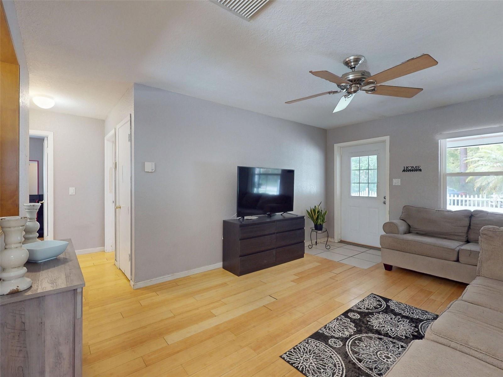 Image 15 of 49 For 720 Meadow Street