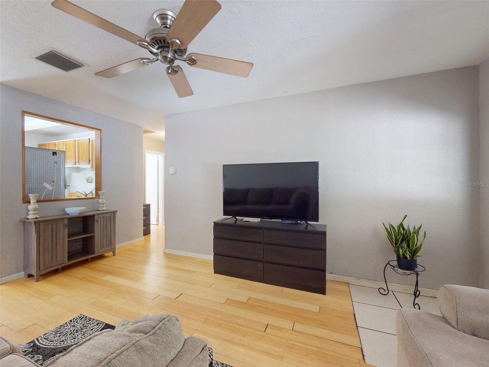 Image 16 of 49 For 720 Meadow Street