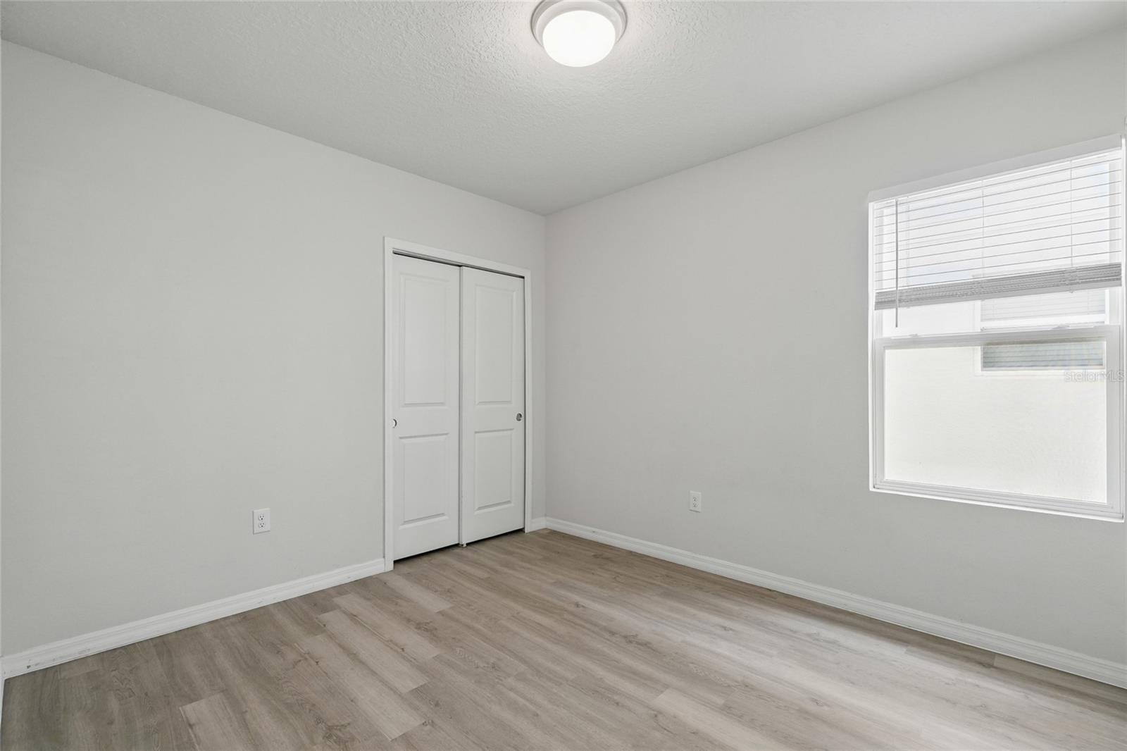 Image 47 of 61 For 5079 Royal Point Avenue