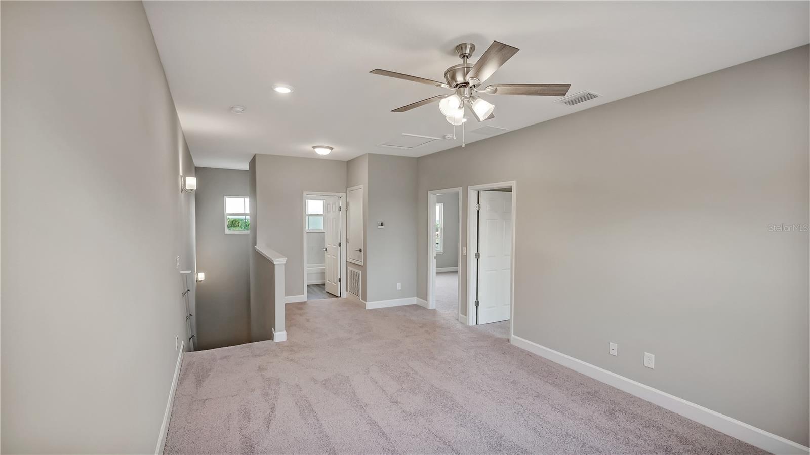 Image 19 of 25 For 8584 Magnificent Lane