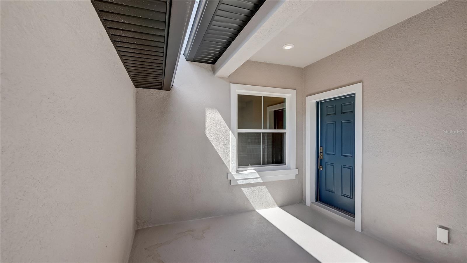 Image 3 of 25 For 8584 Magnificent Lane