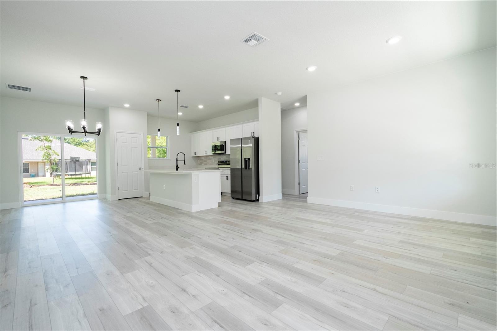 Image 10 of 43 For 10333 Halsey Way