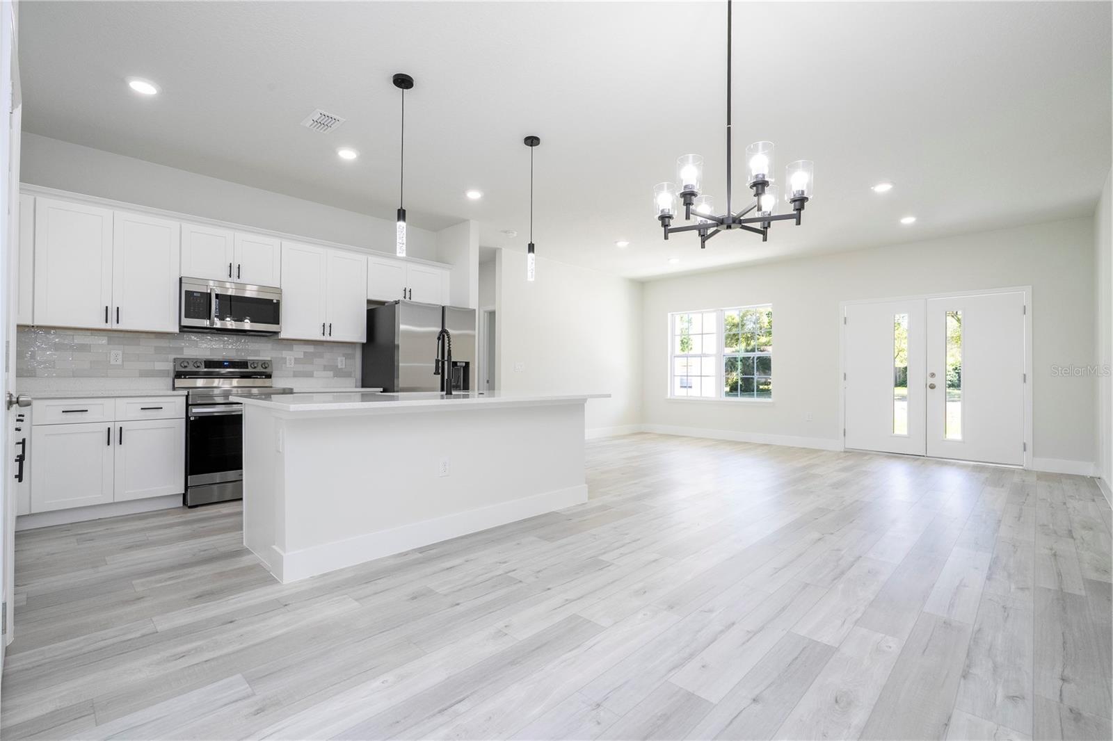 Image 14 of 43 For 10333 Halsey Way