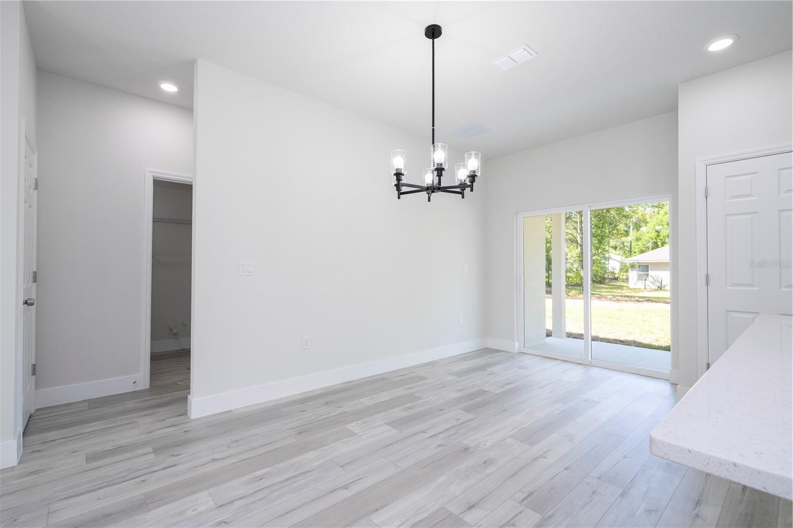Image 15 of 43 For 10333 Halsey Way