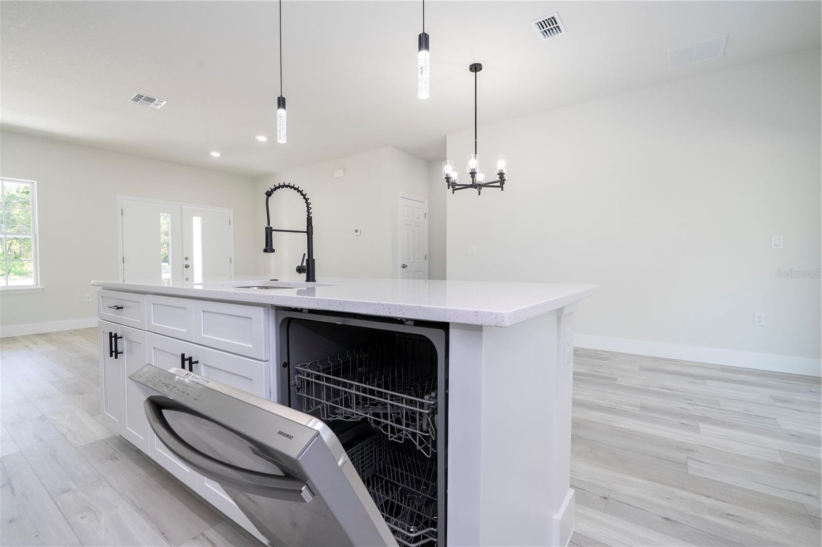 Image 17 of 43 For 10333 Halsey Way