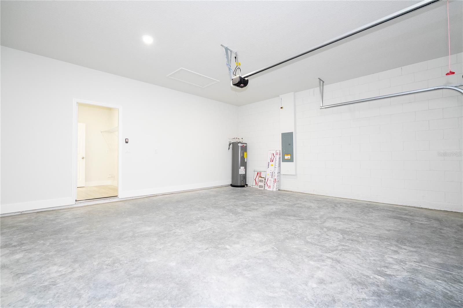 Image 32 of 43 For 10333 Halsey Way
