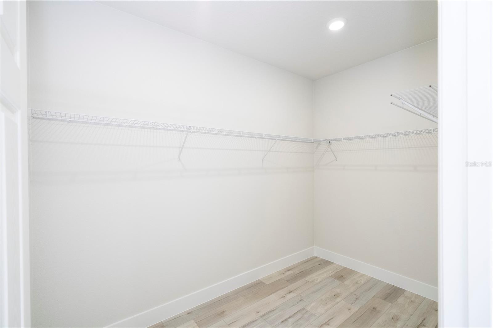Image 36 of 43 For 10333 Halsey Way
