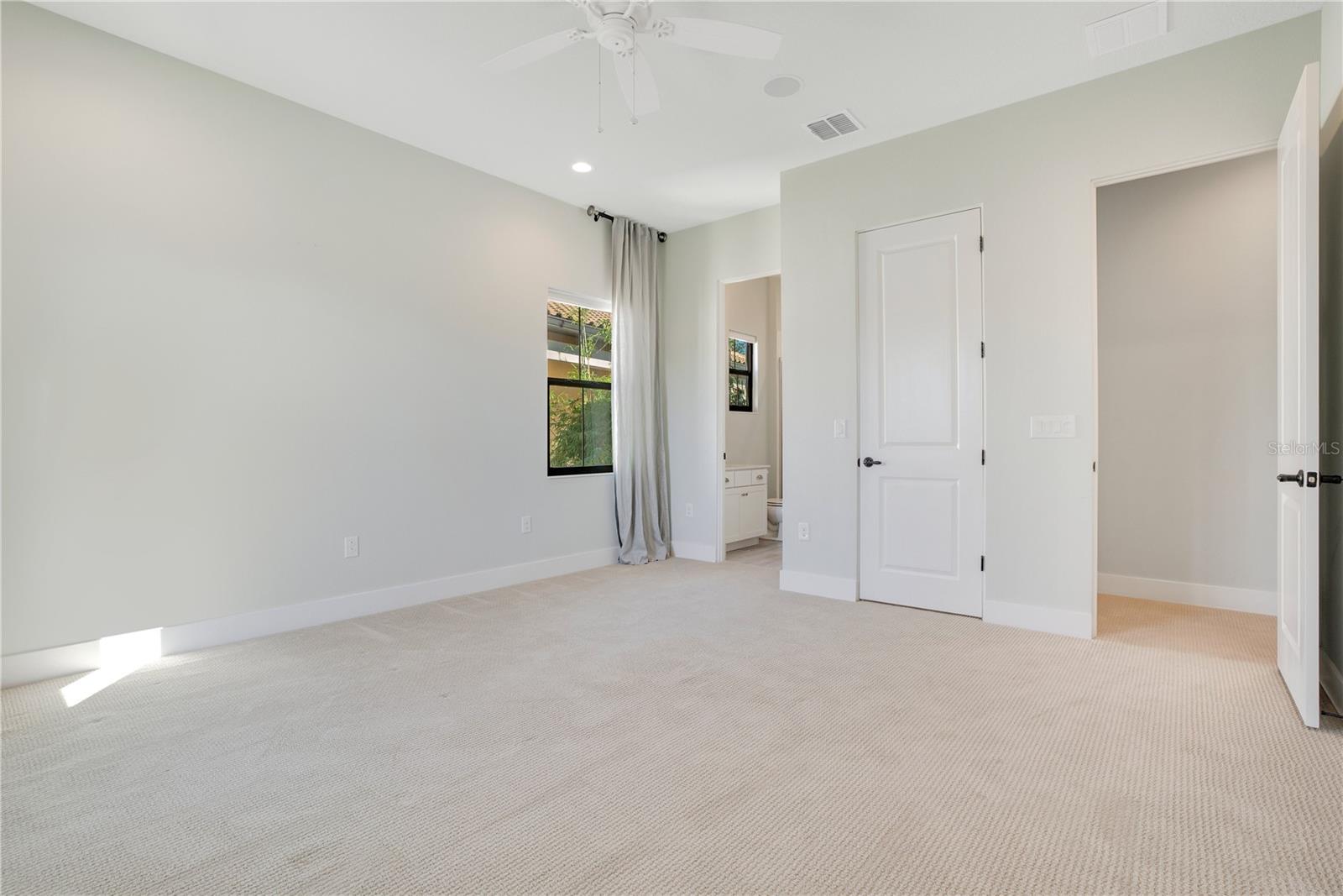 Image 31 of 44 For 8149 Via Vittoria Way