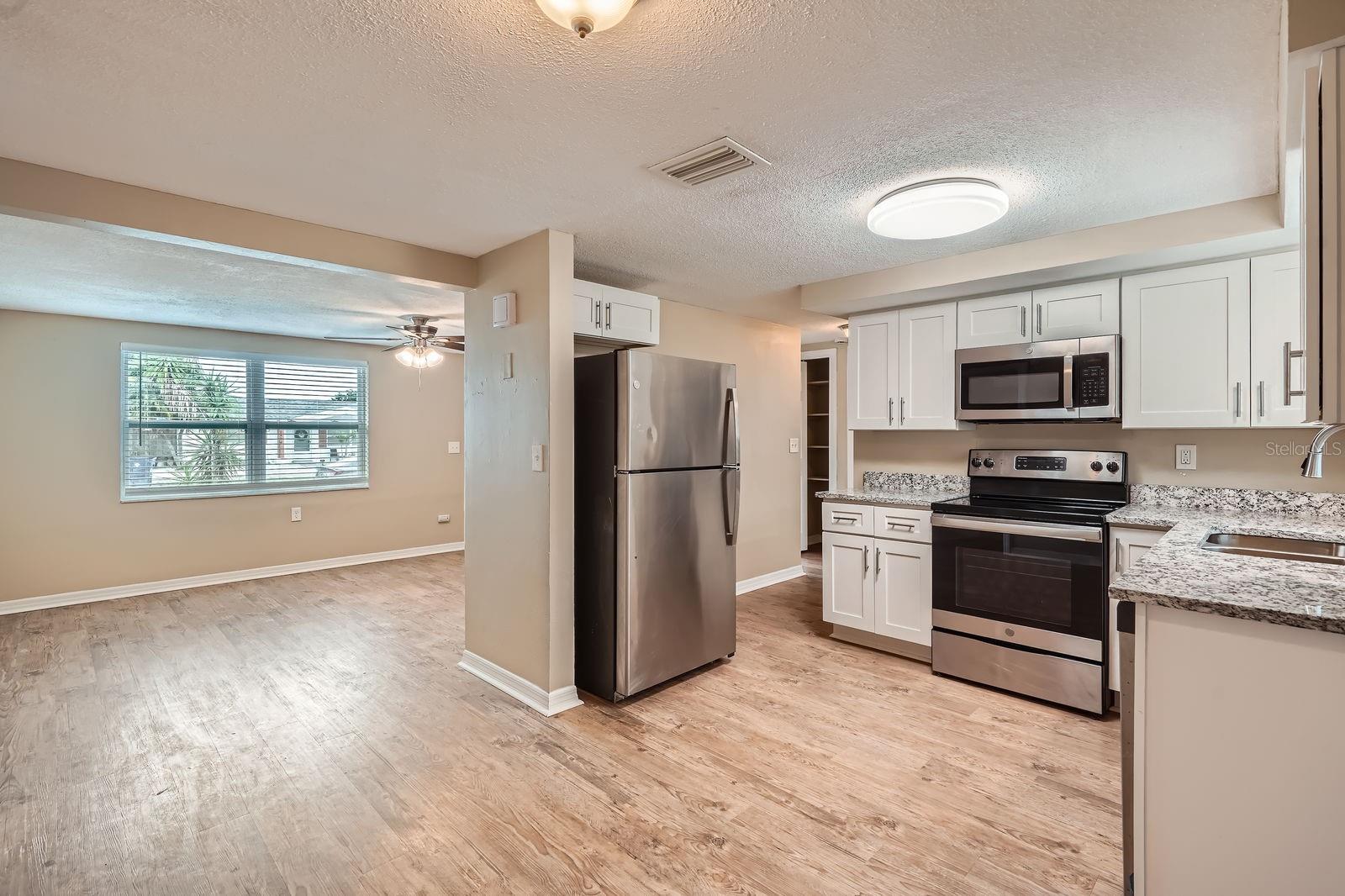 Image 6 of 33 For 5429 Flora Avenue