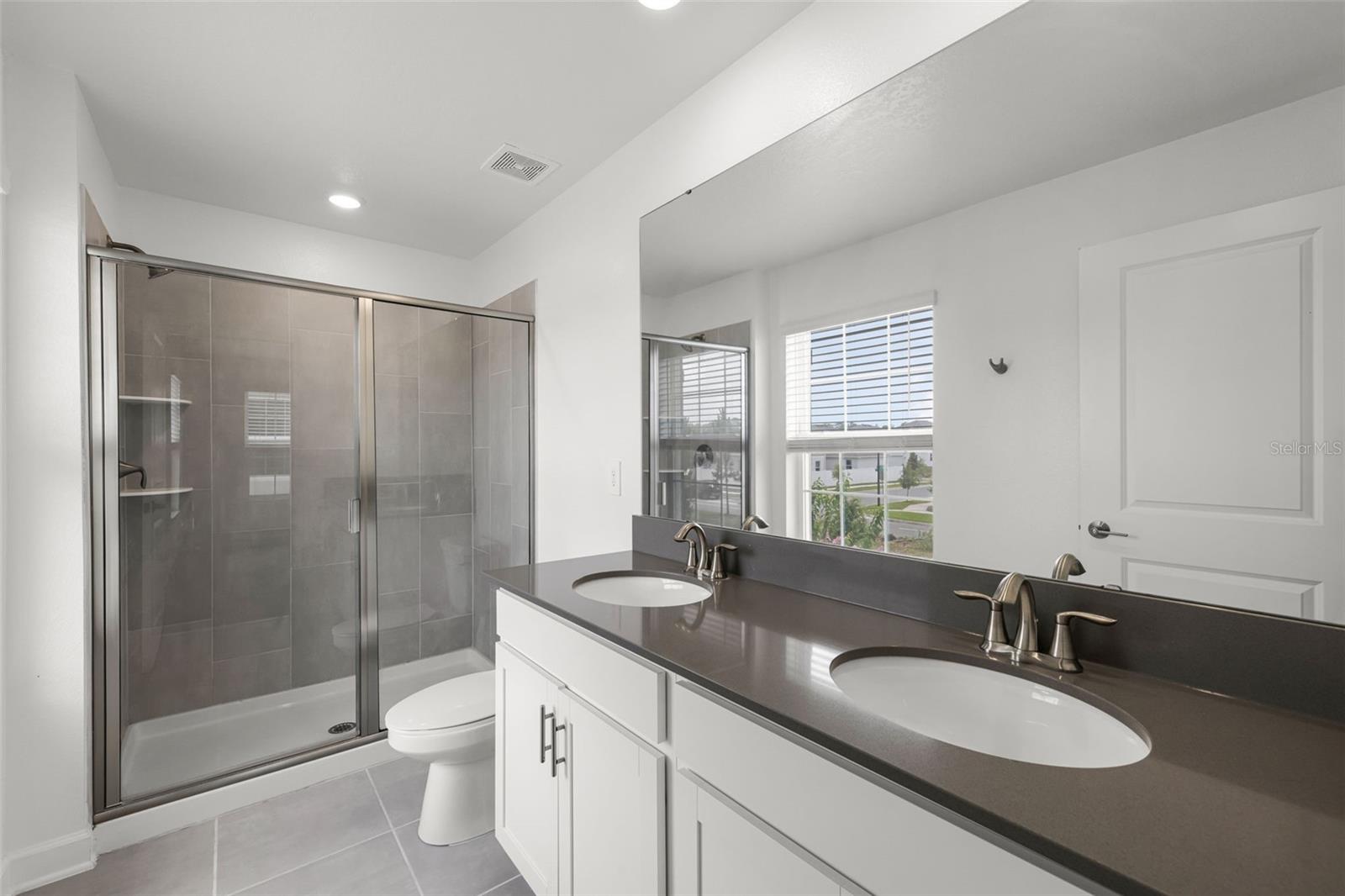 Image 13 of 25 For 3124 Addison Boulevard