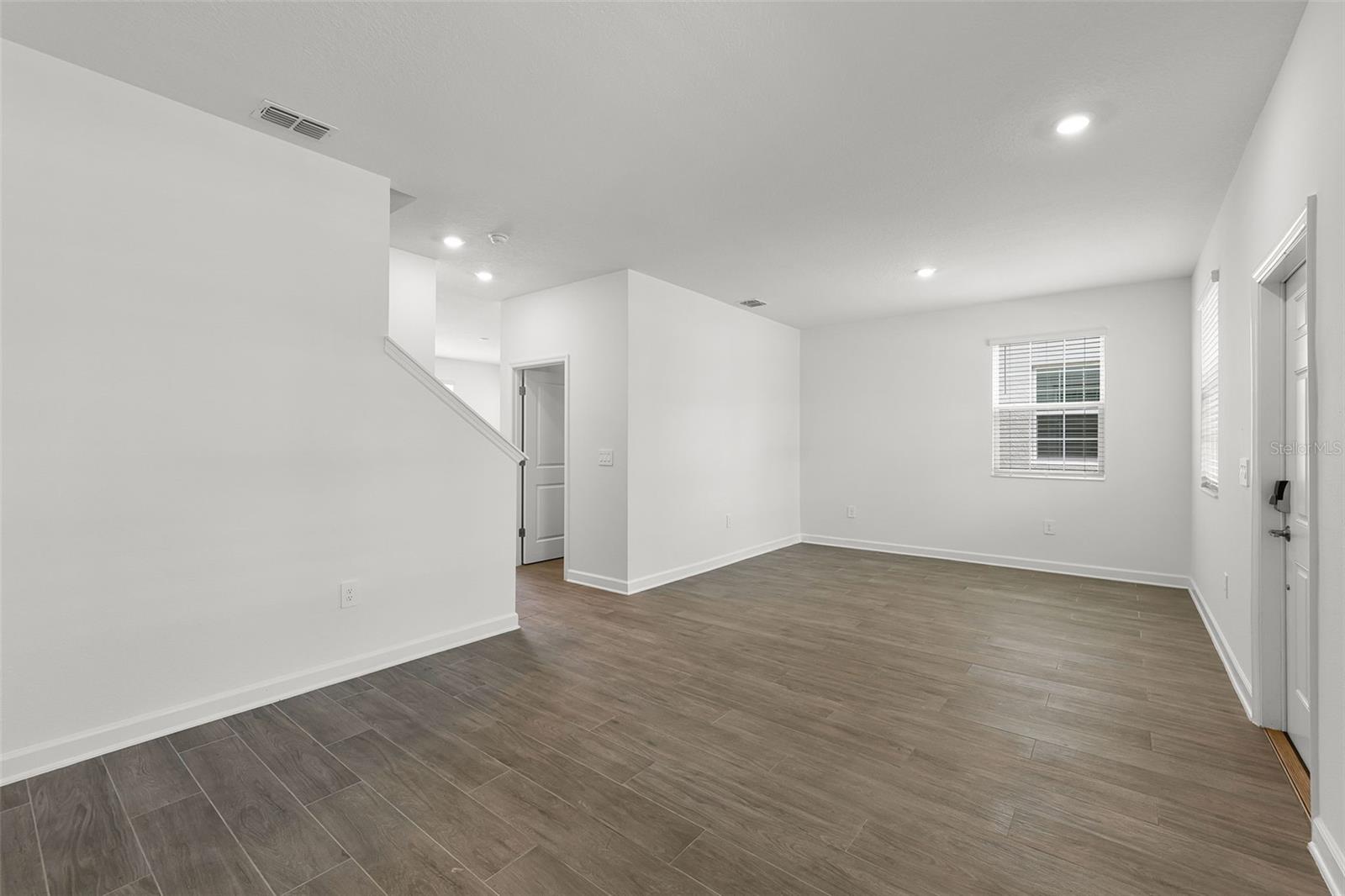 Image 4 of 25 For 3124 Addison Boulevard