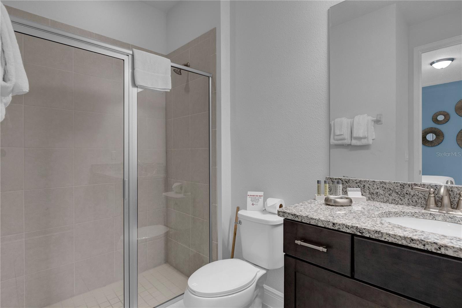 Listing photo id 16 for 7524 Marker Avenue