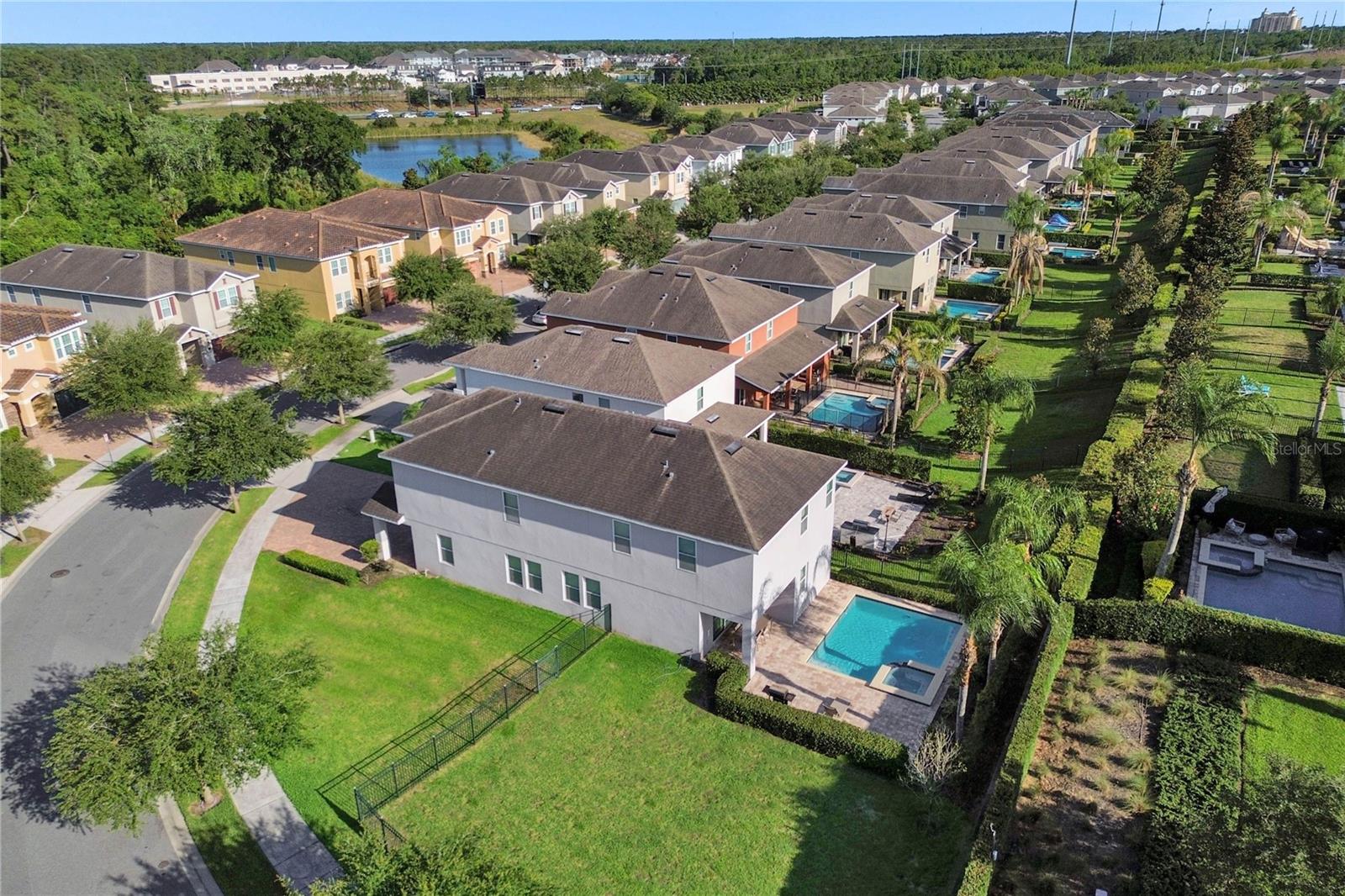 Listing photo id 1 for 7524 Marker Avenue