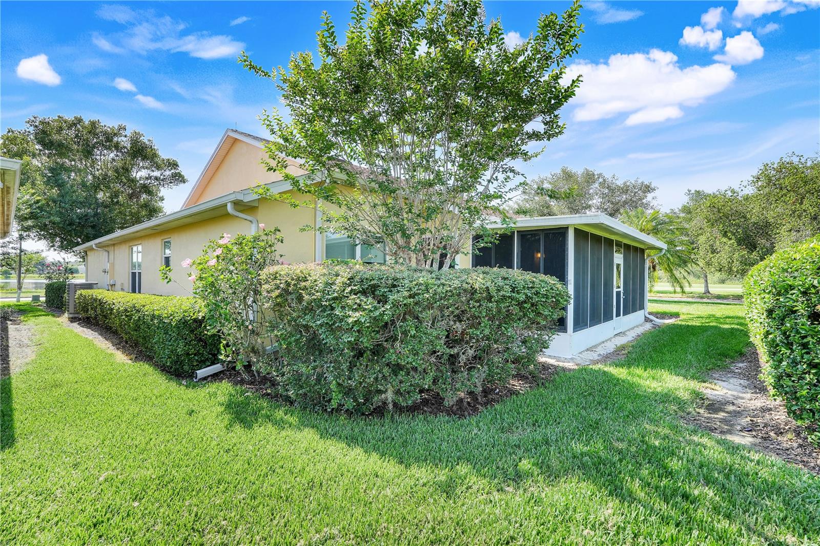 Image 42 of 47 For 217 Lake Cassidy Drive