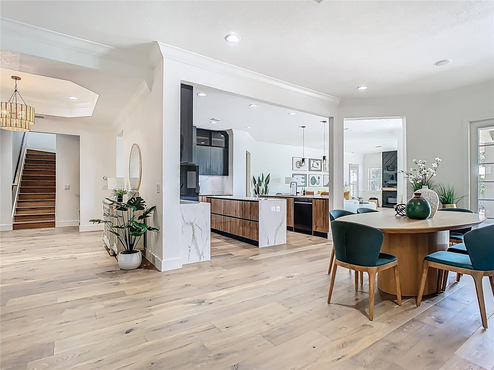 Image 10 of 98 For 9942 Hatton Circle