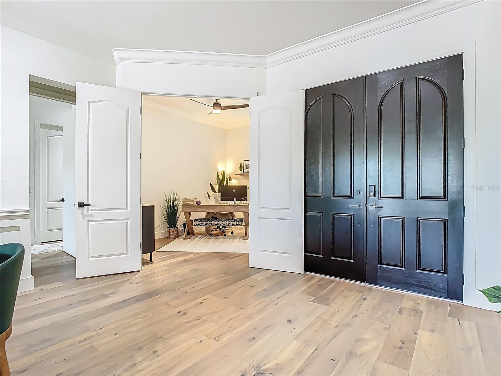 Image 12 of 98 For 9942 Hatton Circle