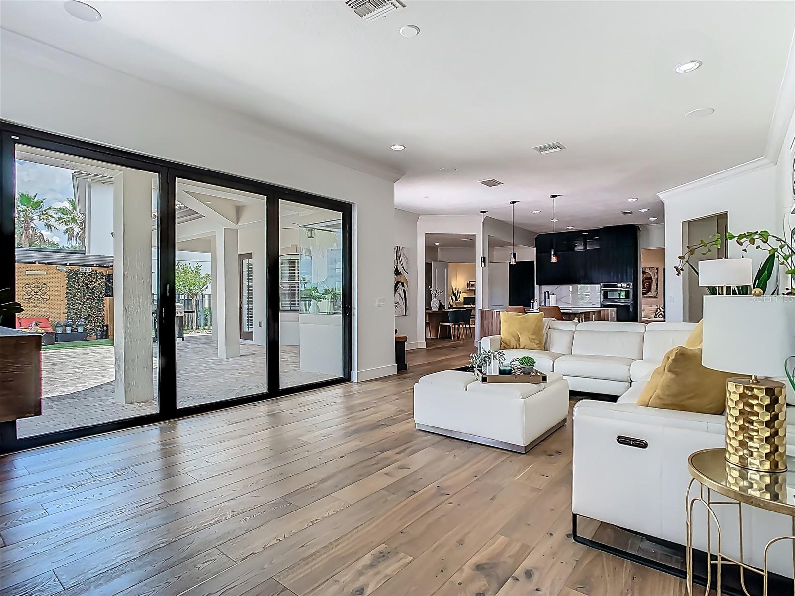 Image 37 of 98 For 9942 Hatton Circle