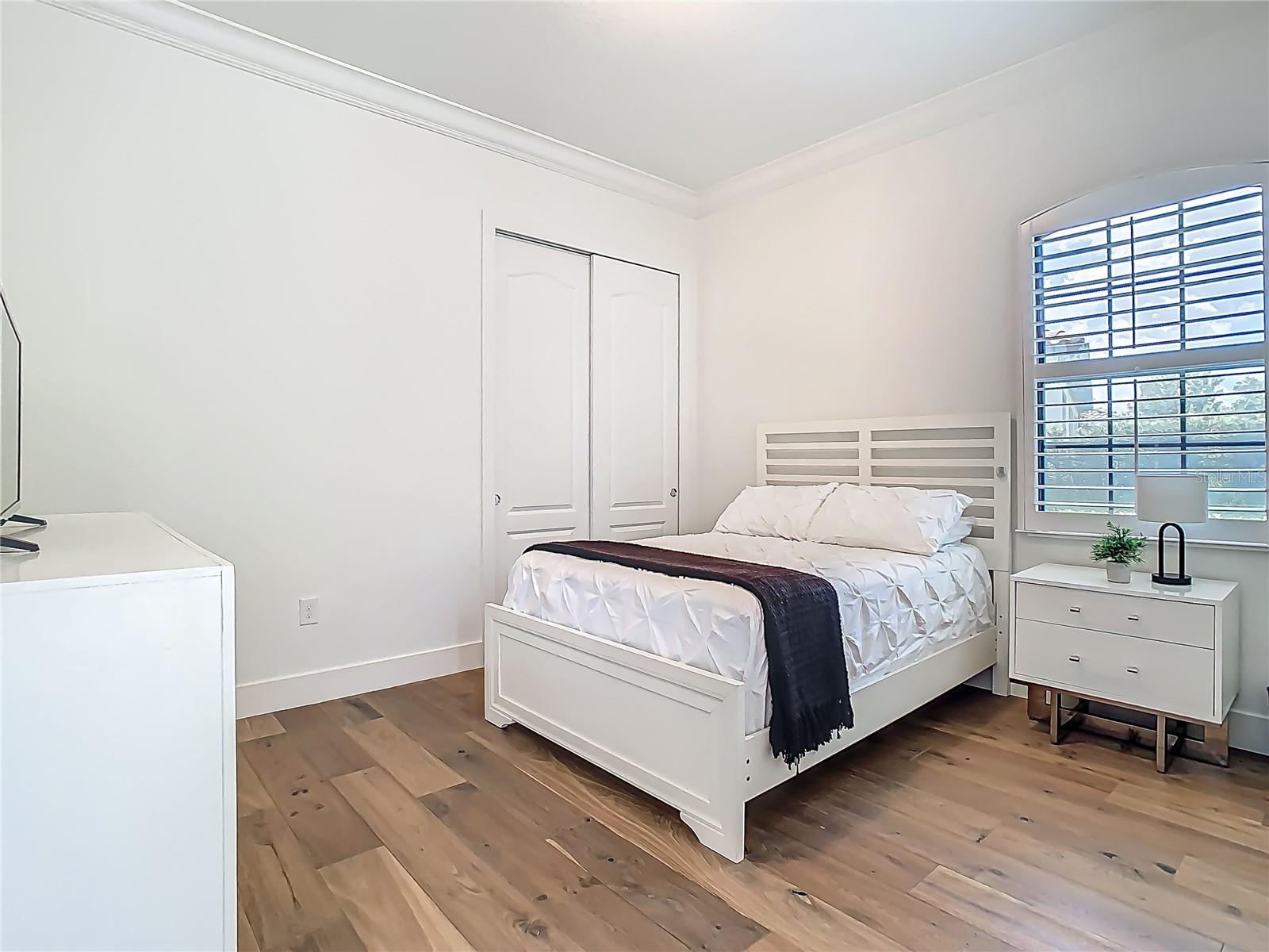 Image 56 of 98 For 9942 Hatton Circle