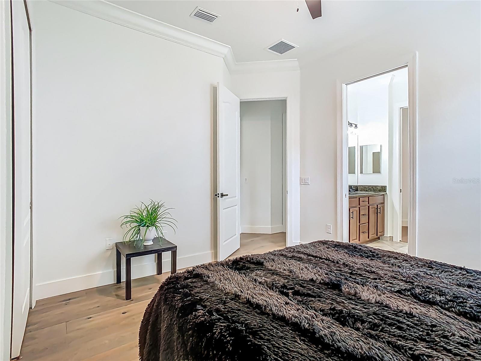 Image 65 of 98 For 9942 Hatton Circle