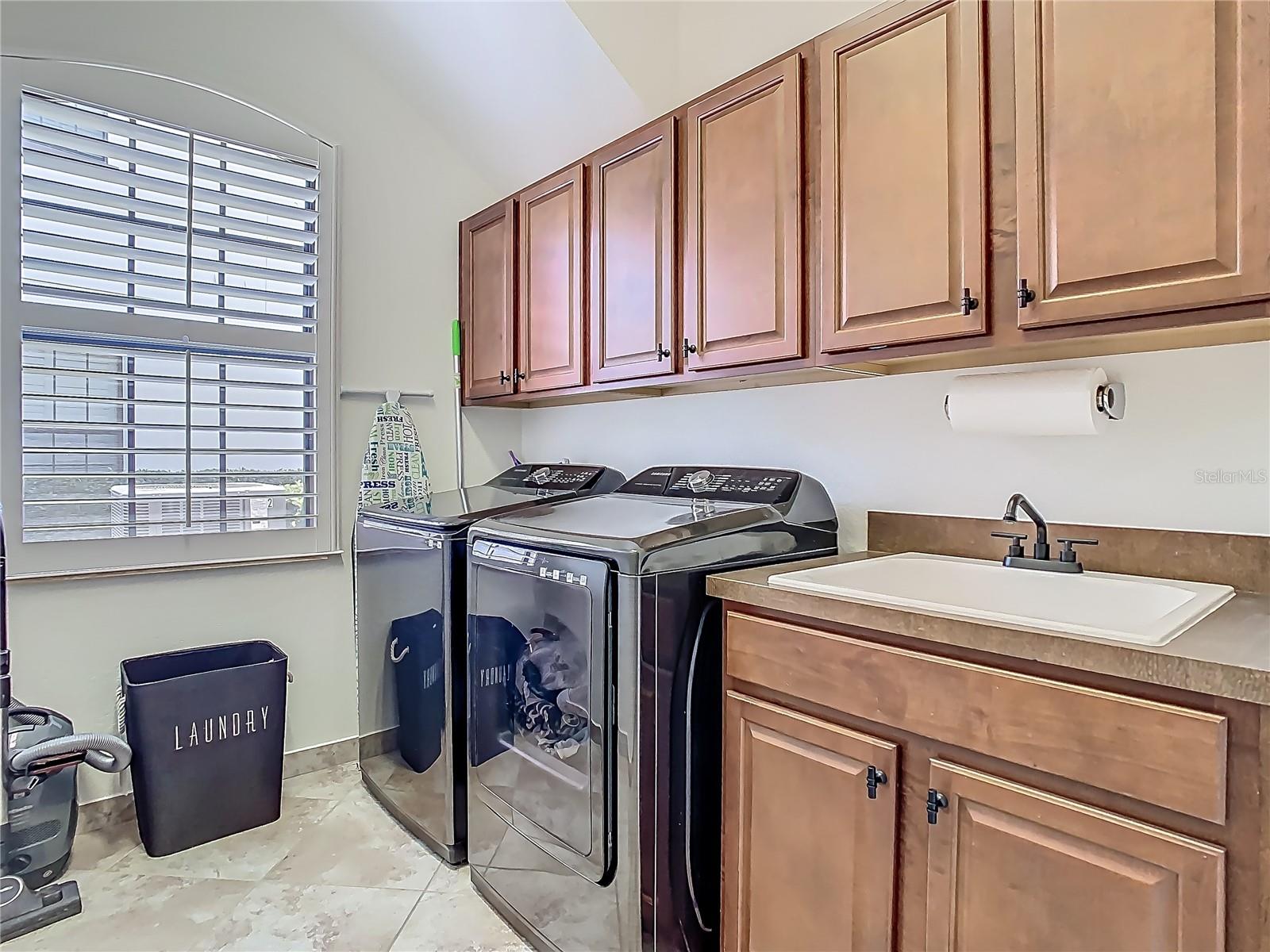 Image 81 of 98 For 9942 Hatton Circle
