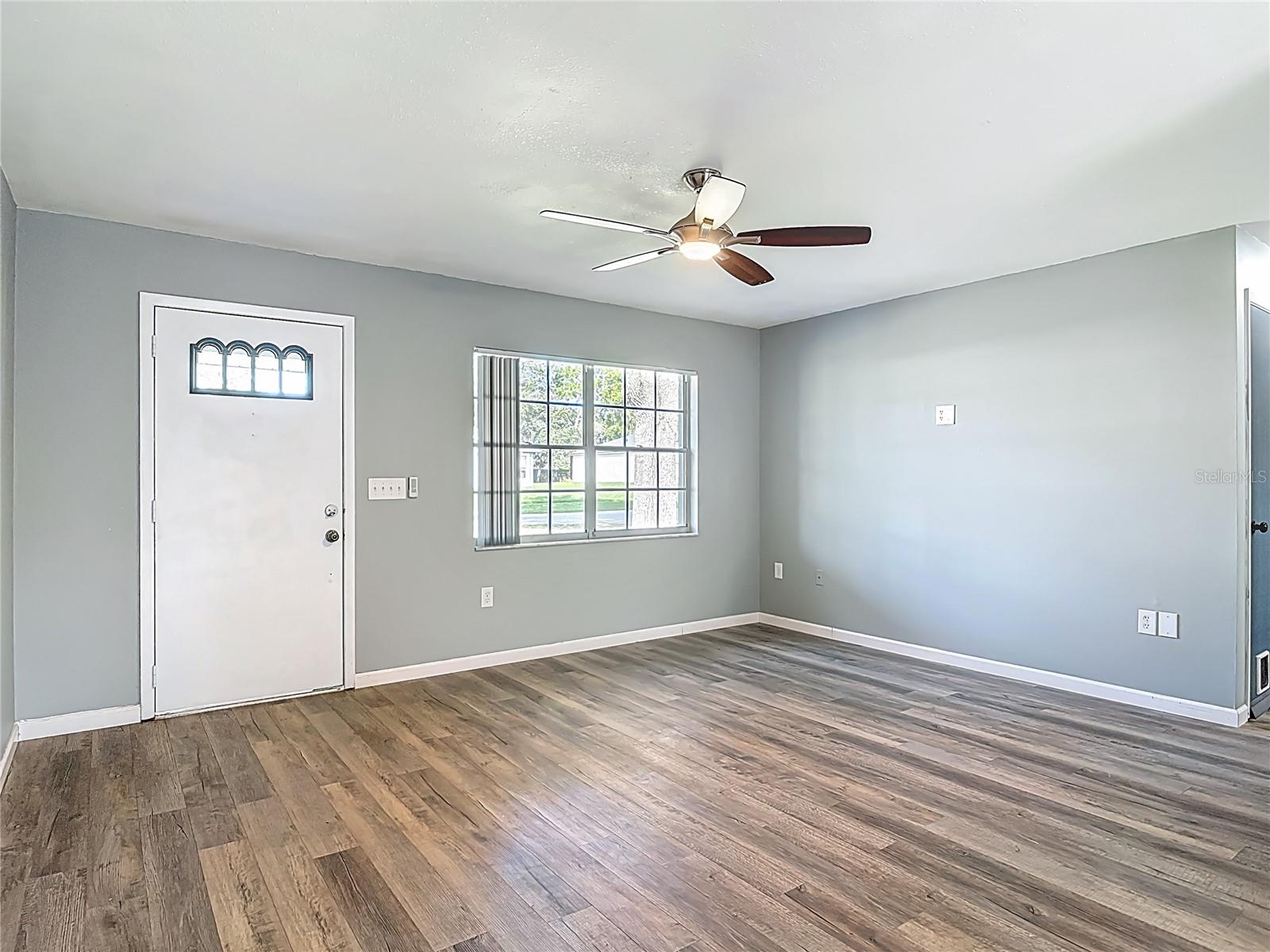 Image 4 of 44 For 1276 Comerwood Drive