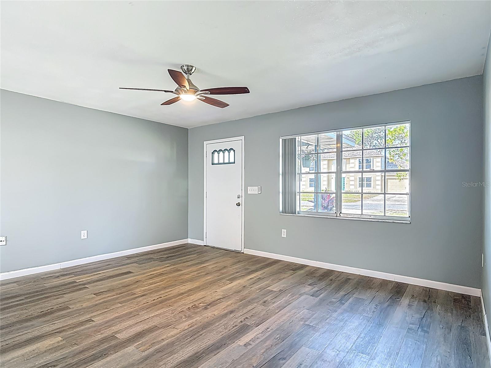 Image 5 of 44 For 1276 Comerwood Drive