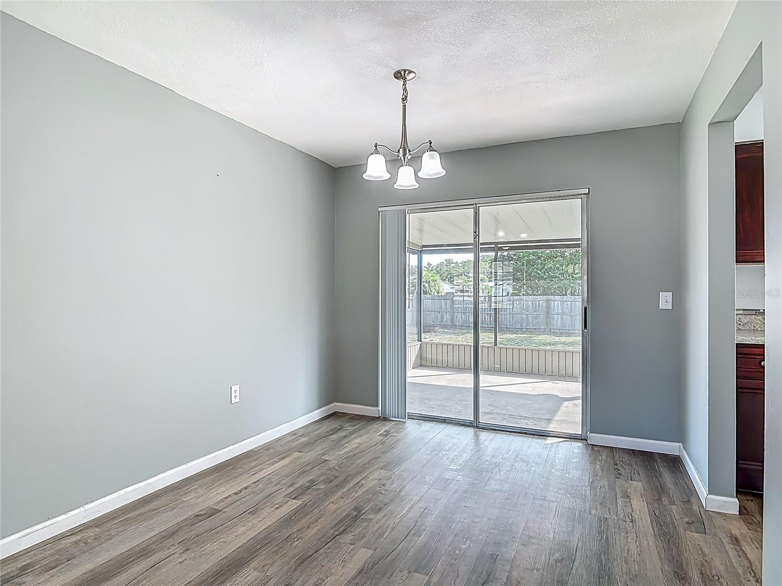 Image 8 of 44 For 1276 Comerwood Drive