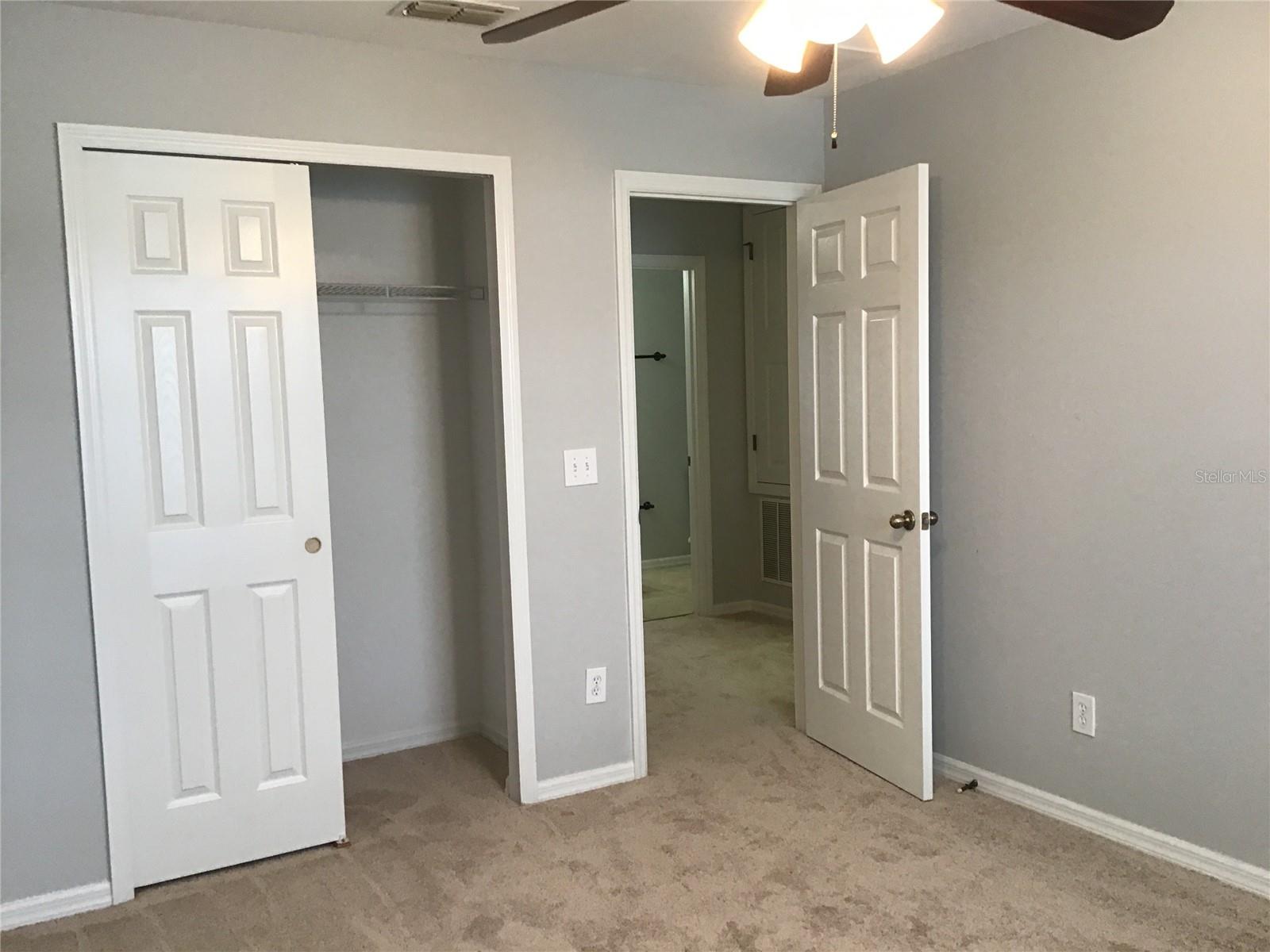 Image 11 of 22 For 565 Lake Eagle Lane