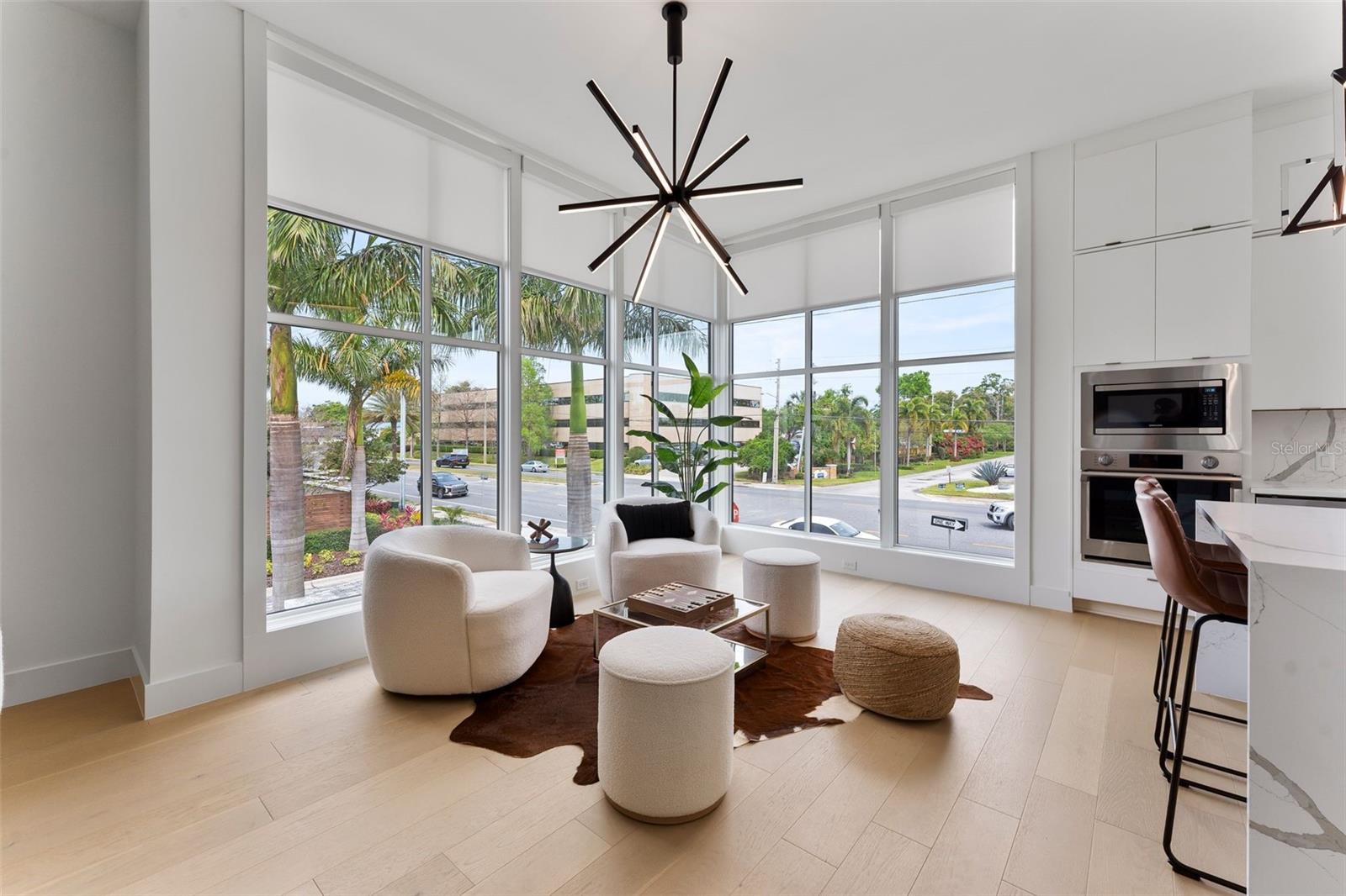 Image 9 of 61 For 1760 Mondrian Circle