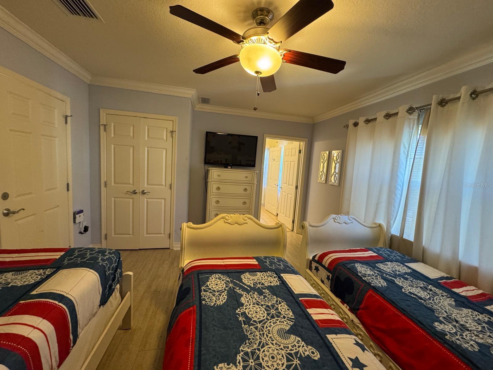 Image 22 of 31 For 7651 Whisper Way 201