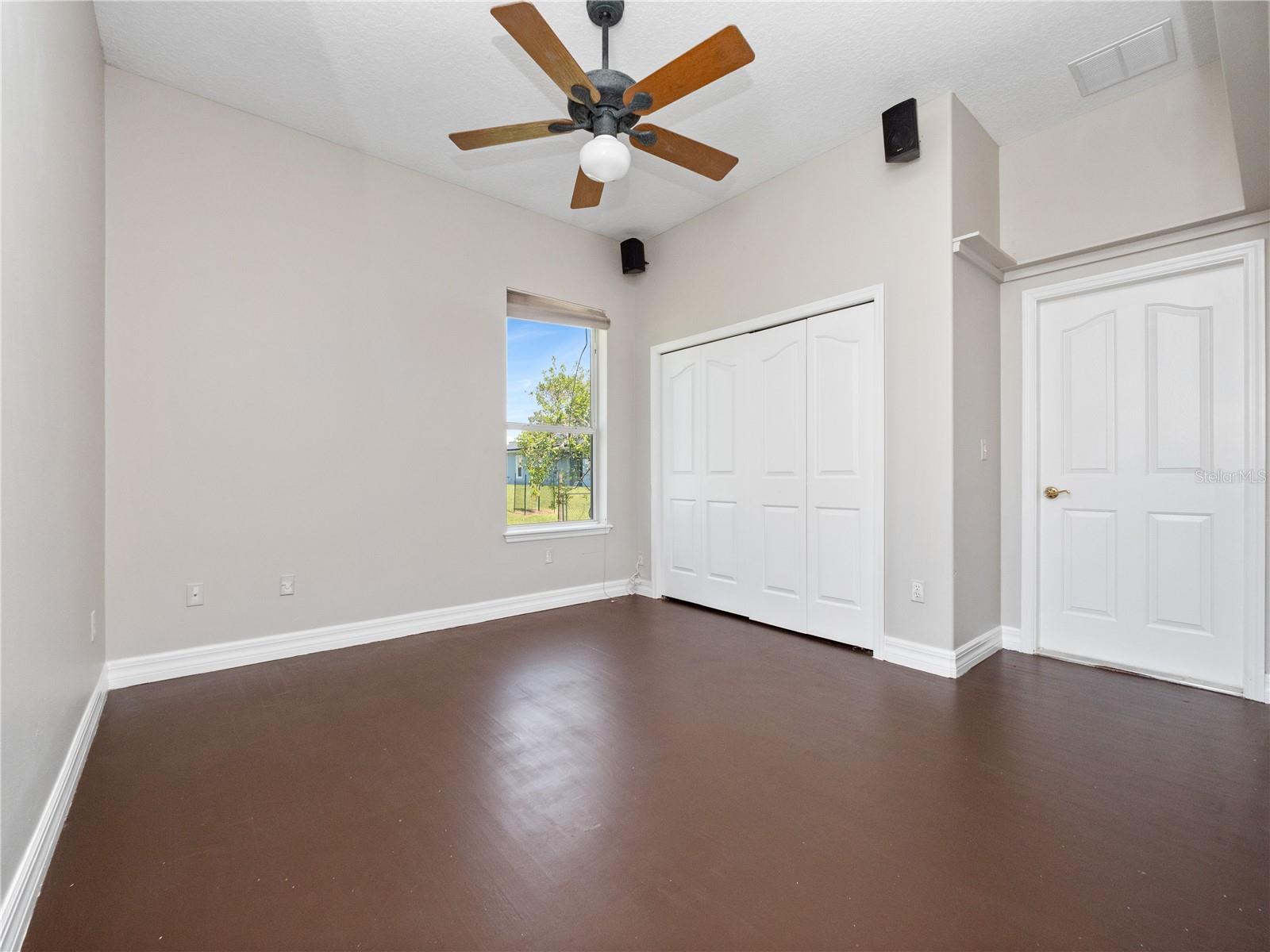 Image 11 of 21 For 19562 Majestic Street
