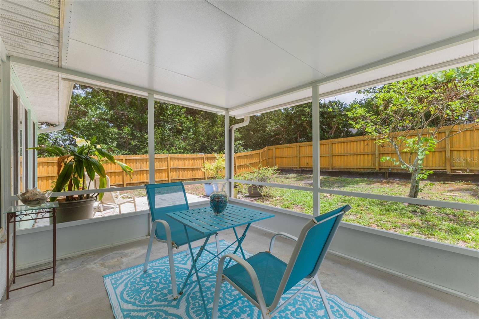 Image 21 of 25 For 109 Hunter Point Court