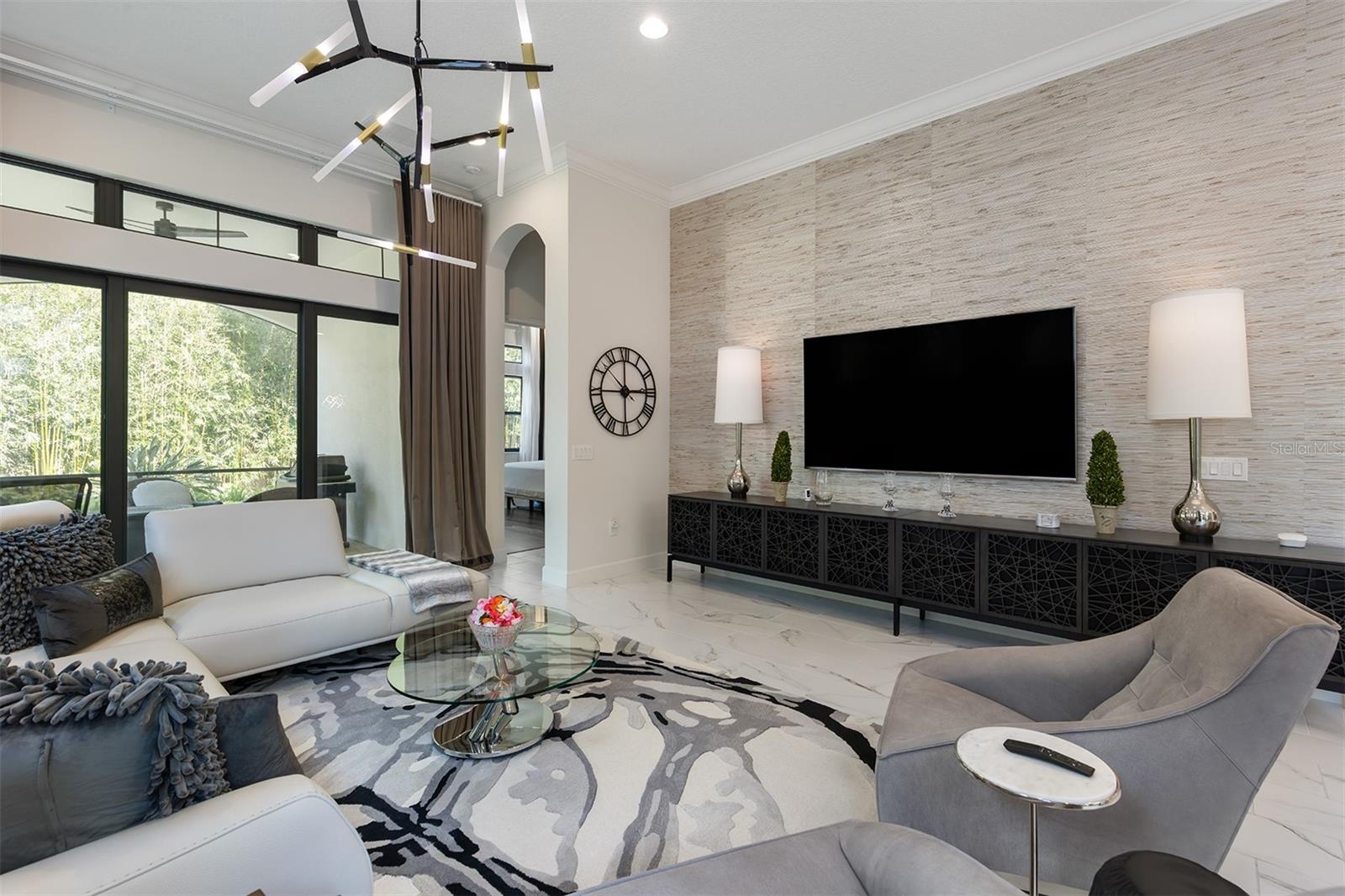 Image 17 of 54 For 8113 Via Vittoria Way