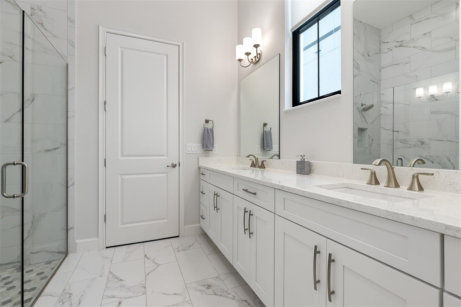 Image 22 of 54 For 8113 Via Vittoria Way