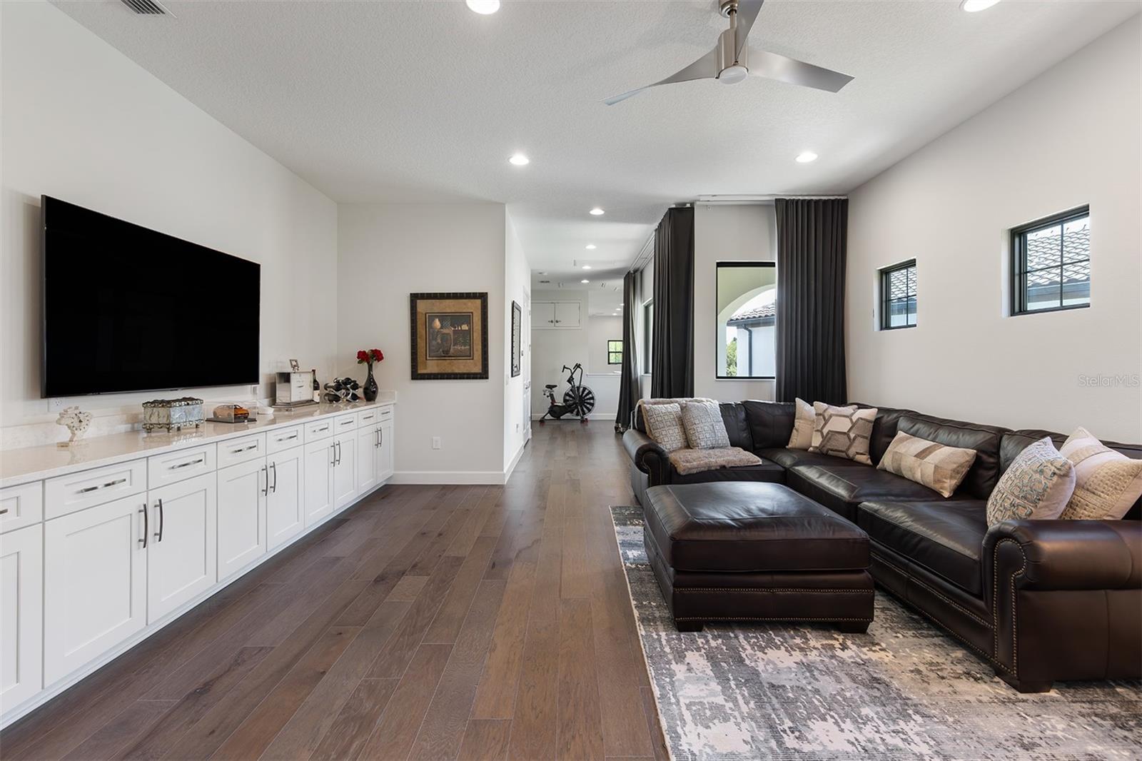 Image 30 of 54 For 8113 Via Vittoria Way