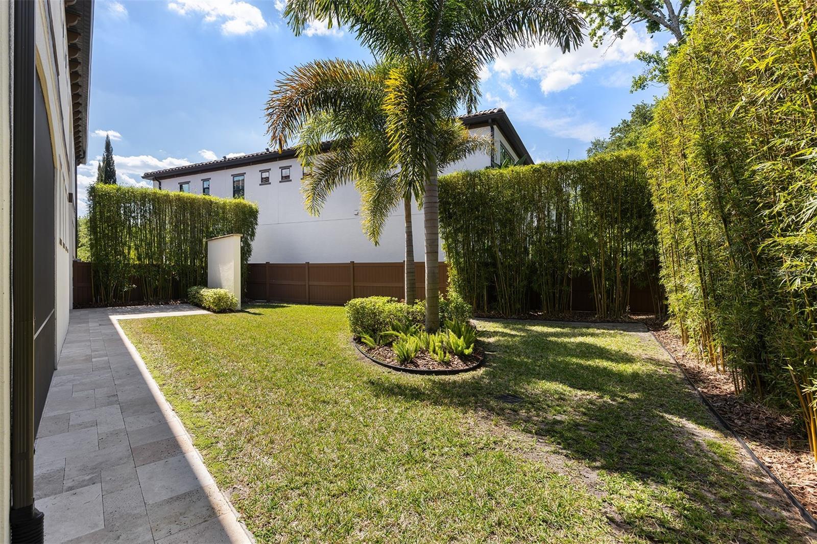 Image 42 of 54 For 8113 Via Vittoria Way