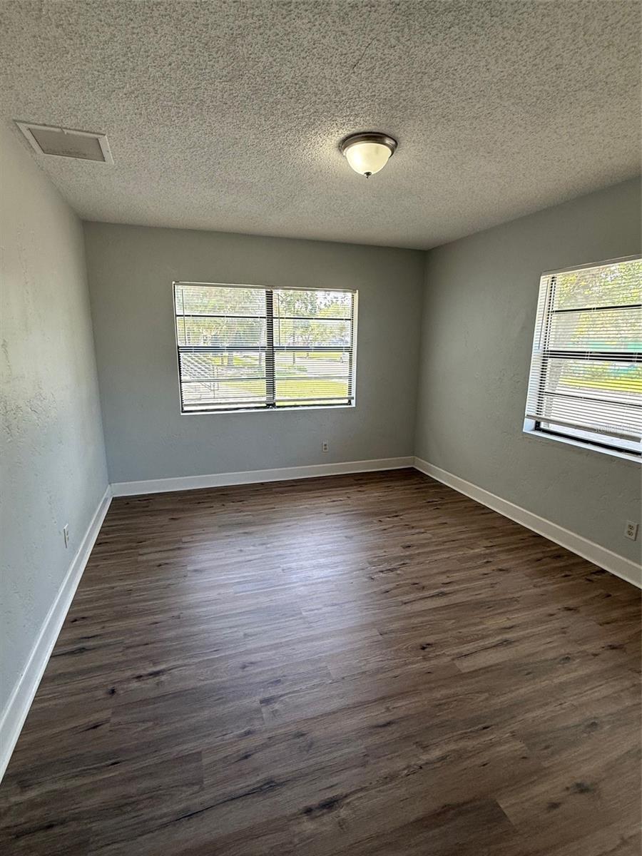 Image 13 of 13 For 845 18th Avenue S