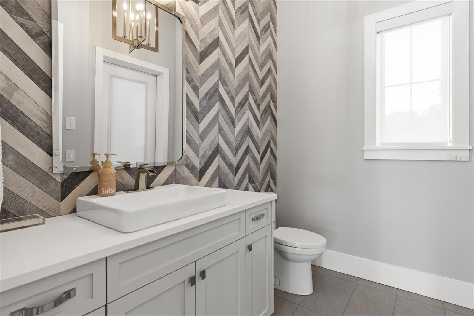 Image 37 of 88 For 3428 Chaine Du Lac Boulevard