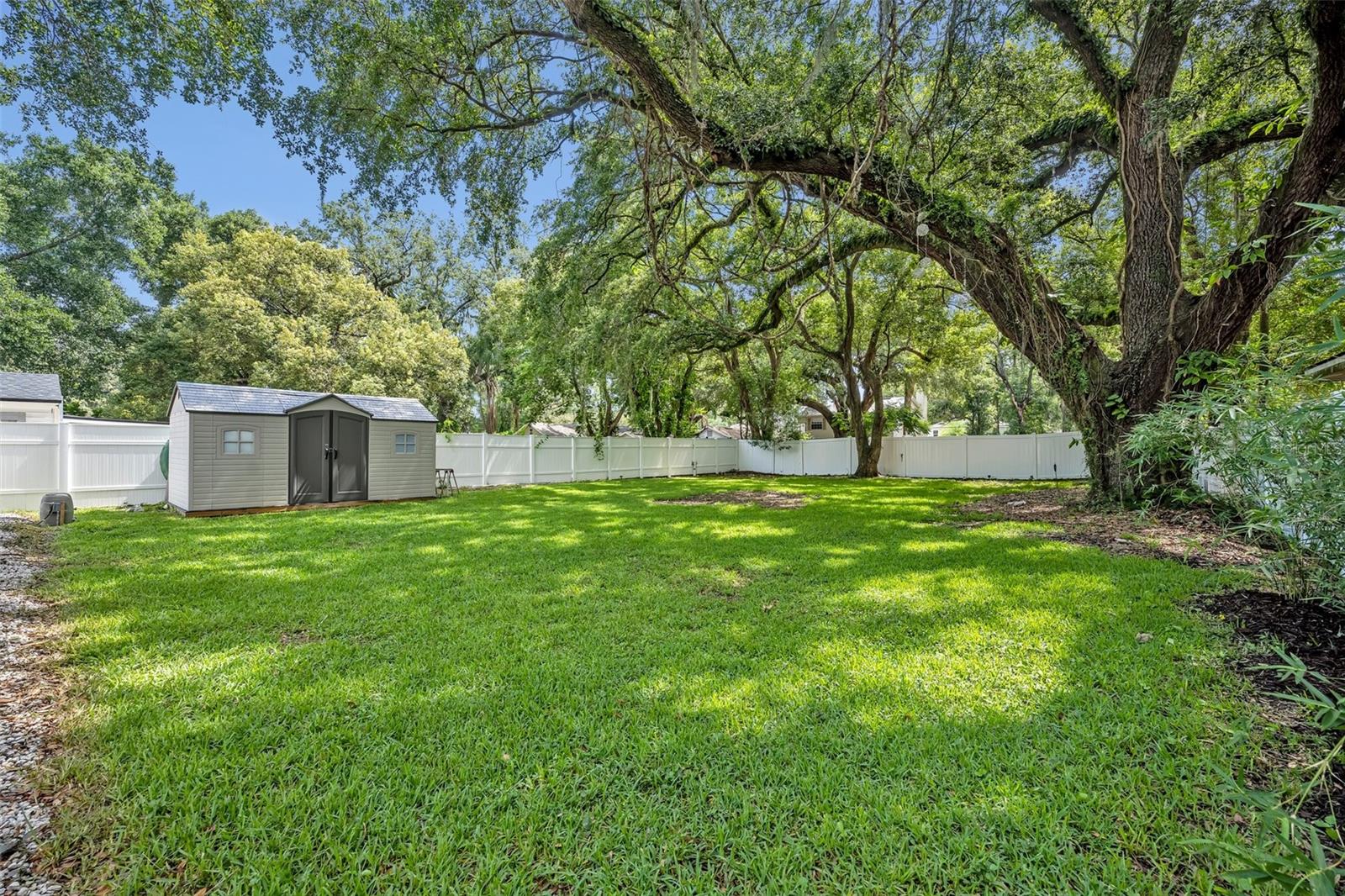 Image 32 of 35 For 727 Seminole Avenue