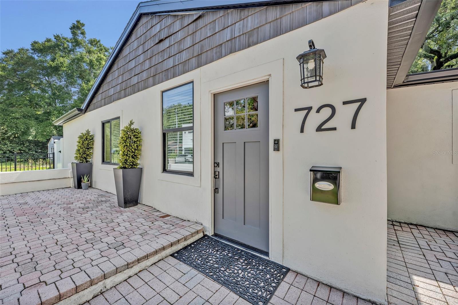 Image 4 of 35 For 727 Seminole Avenue