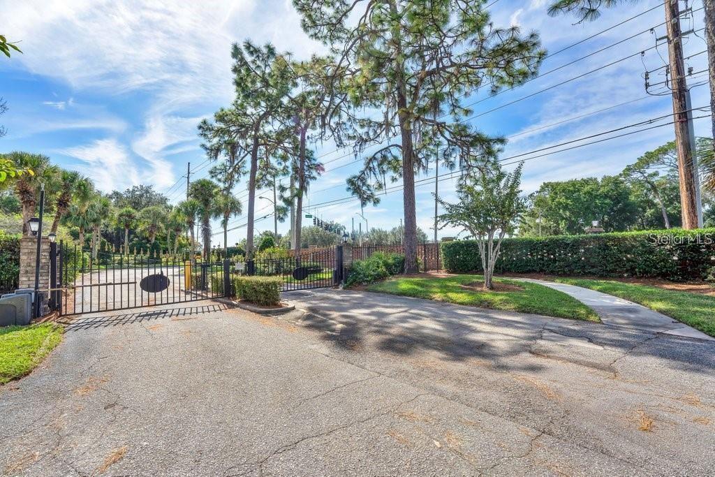 Image 15 of 19 For 1150 Carmel Circle 308
