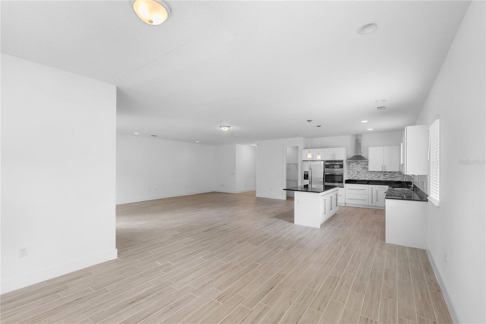 Image 11 of 29 For 1812 Stoneywood Way